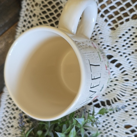 RAE DUNN CUP - Picture 4 of 6